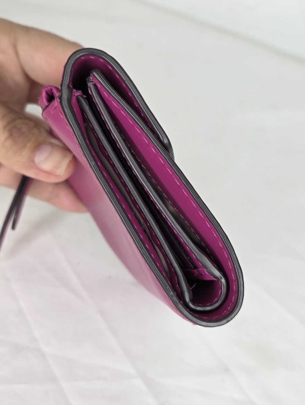 Michael Kors Women's Fuchsia Leather Trifold Envelope Wallet - Picture 6 of 13